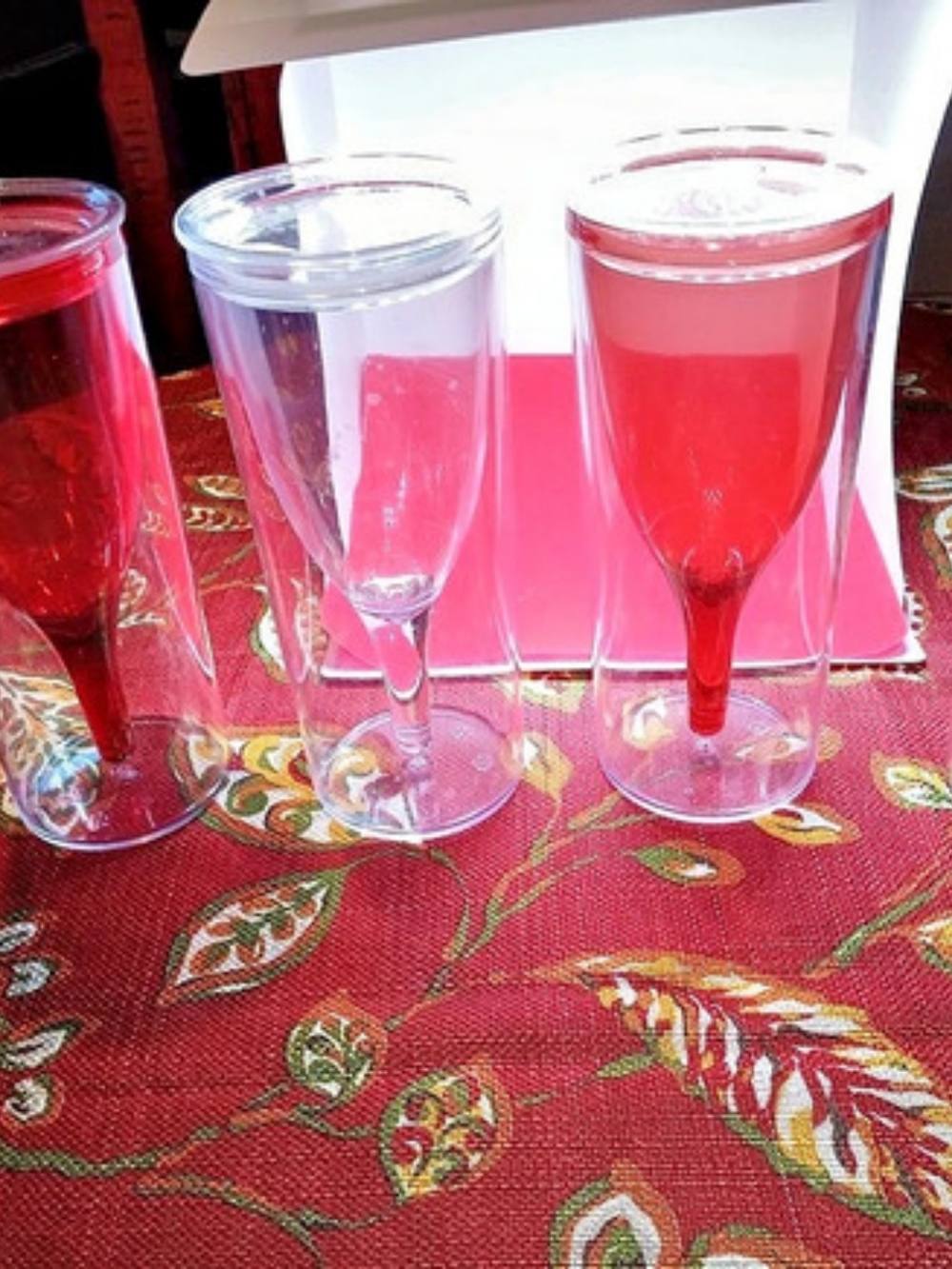 Multicolor Stemmed Glasses Set